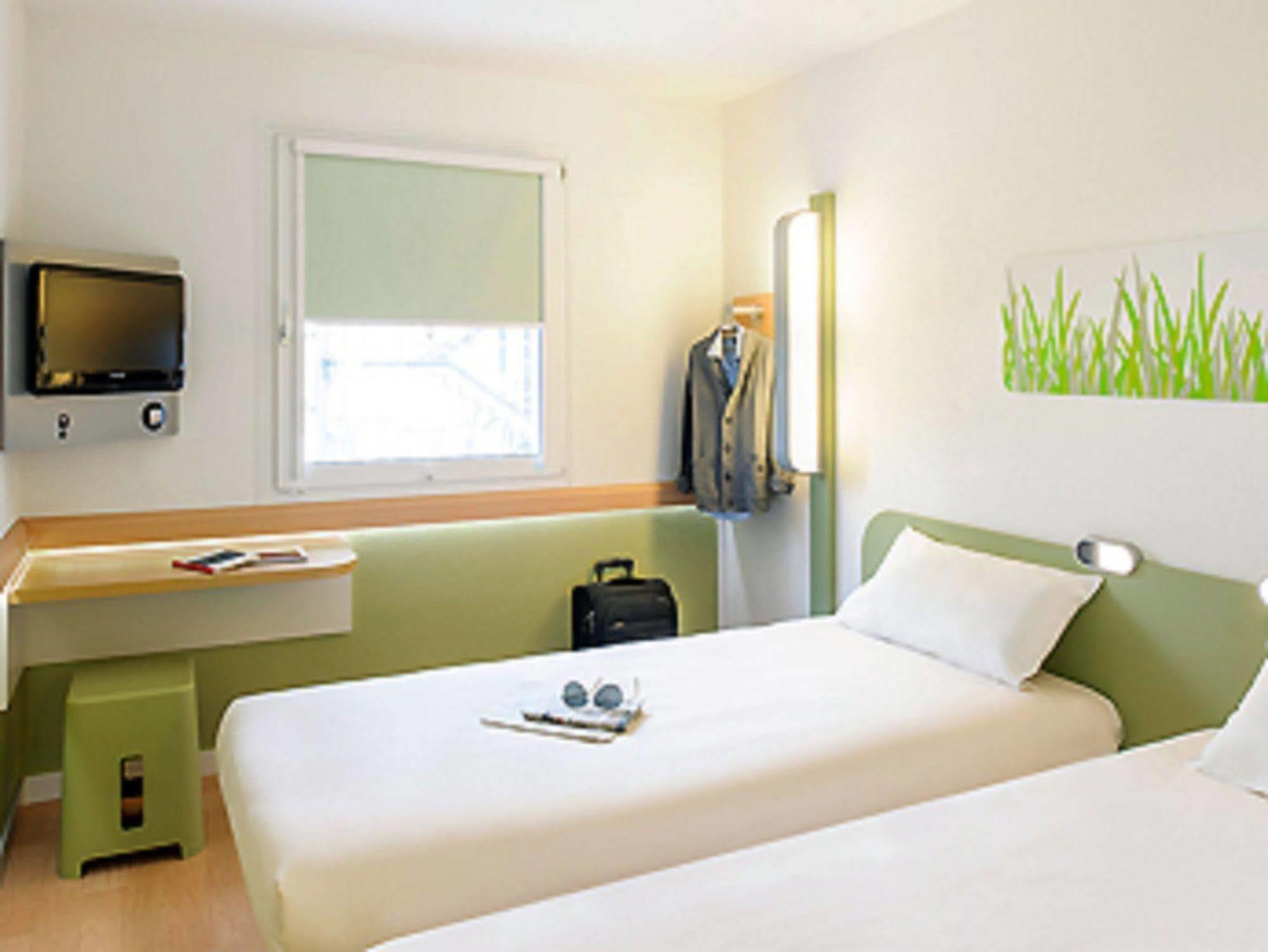 Ibis Brignoles Provence Verte Exteriör bild
